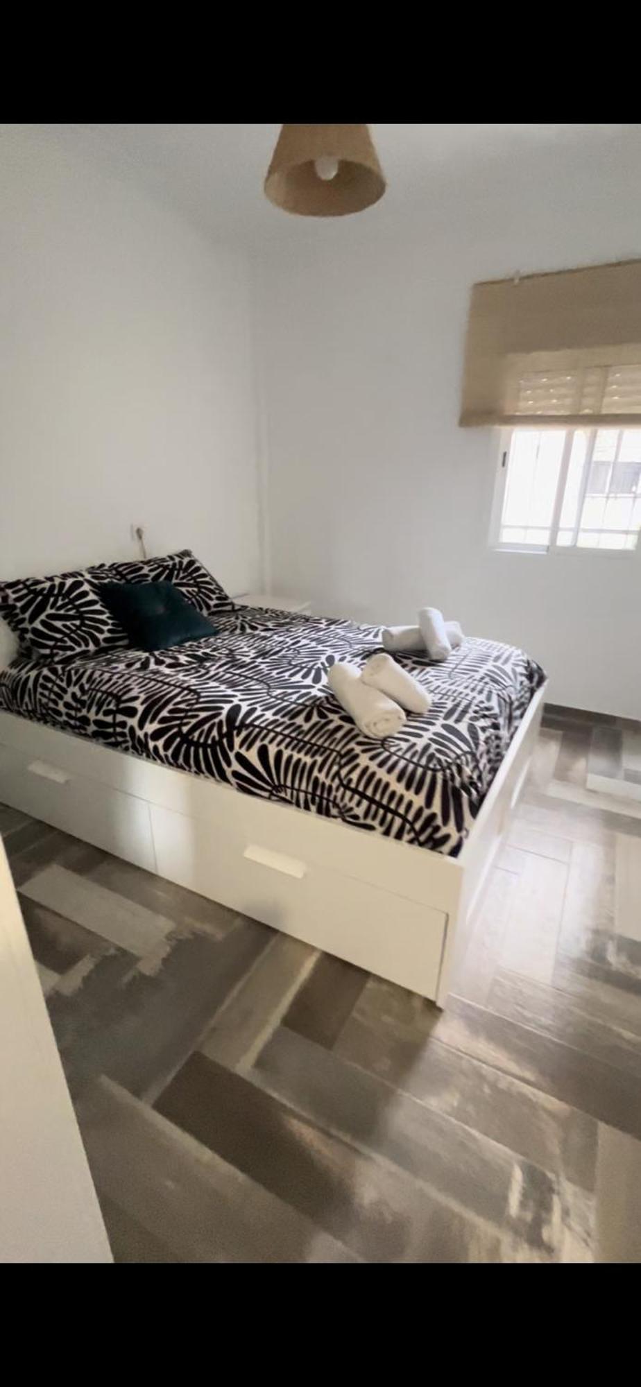 Lovely Rooms En Piso Compartido Sevilla Exterior foto